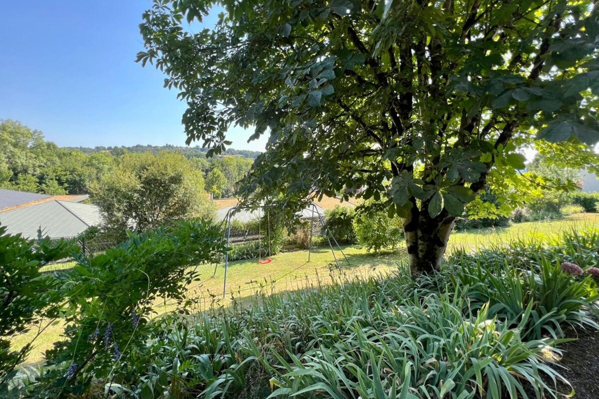 Villa La Baronnie - 11 Pers - Proche Brive -Jardin Ussac Exterior foto